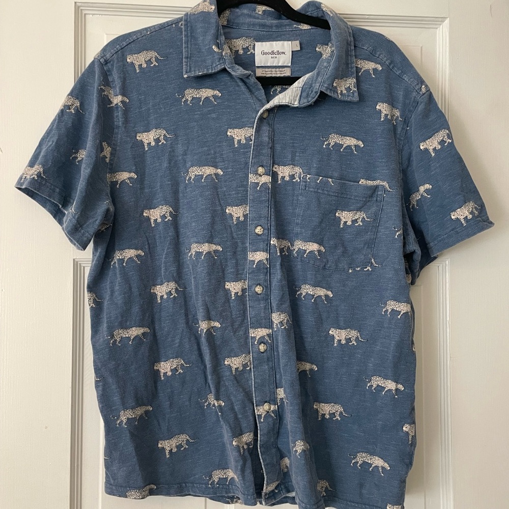 Goodfellow & Co Casual Blue Animal Print Shirt